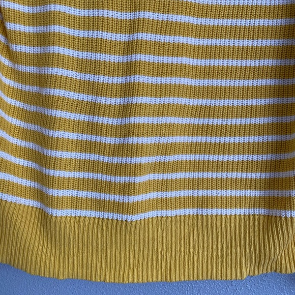 GAP Womens Sweater Size Small V-Neck Pullover Stripe Knit Yellow White - Picture 4 of 9